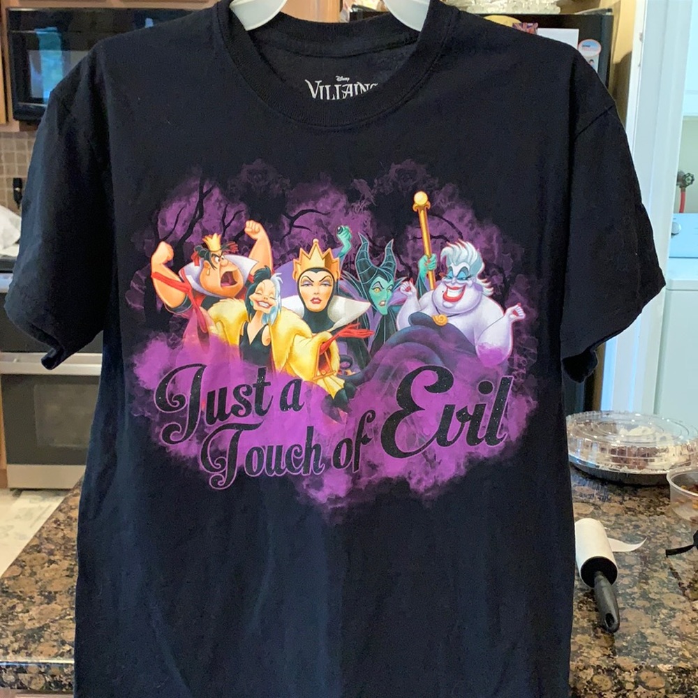 Disney villans shirt Ursula cruella maleficent